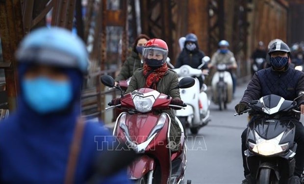 Strong cold front to hit northern and central Vietnam hinh anh 1