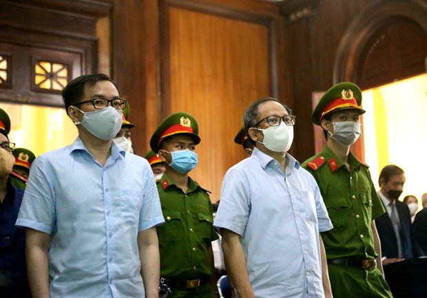 Former senior Party official of HCM City brought to trial hinh anh 1