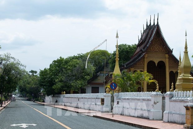 Laos prepares to welcome foreign tourists back hinh anh 1