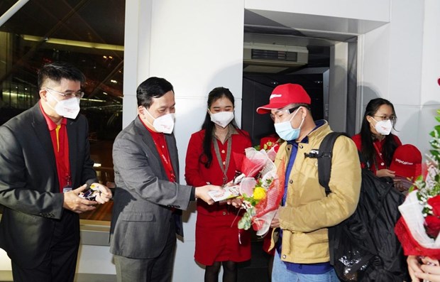 Vietjet welcomes first international flight in 2022 hinh anh 1