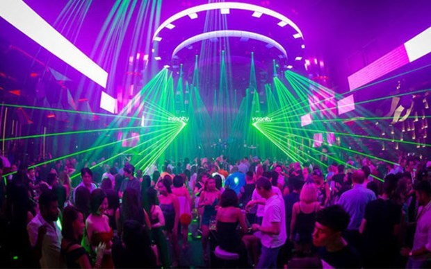 Ho Chi Minh City to reopen bars, dance clubs from next week | Society |  Vietnam+ (VietnamPlus)