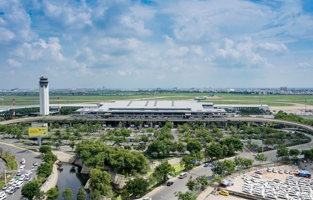 Construction on projects linked to Tan Son Nhat airport to start this year hinh anh 1