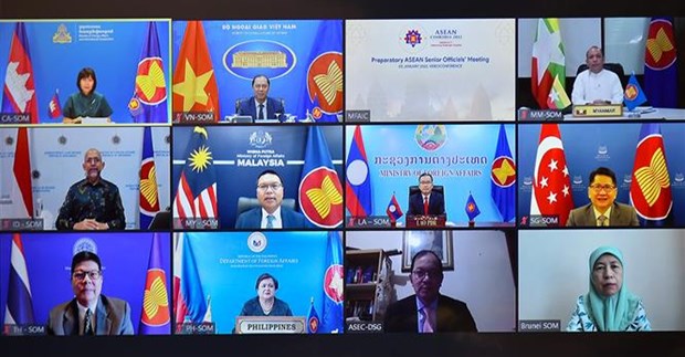 Vietnam attends virtual SOM to prepare for upcoming ASEAN Foreign Ministers' Retreat hinh anh 2