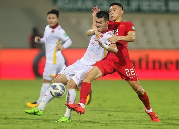 Vietnam-China football match to admit 20,000 spectators hinh anh 1
