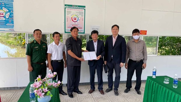 Kien Giang supports Vietnamese-Cambodians ahead of Tet hinh anh 1