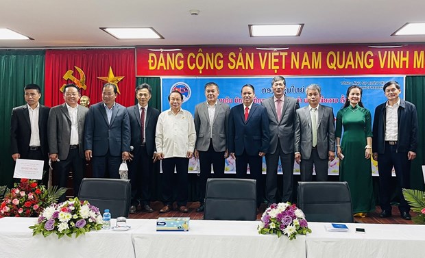 Business association to work for more Vietnamese investment in Laos hinh anh 1