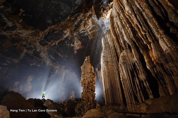 Son Doong cave adventure tour fully booked for 2022 hinh anh 3