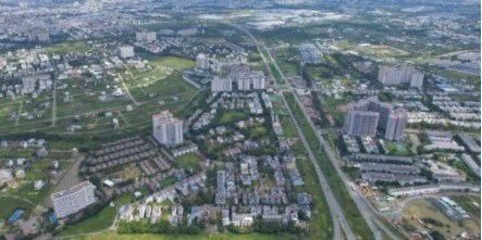Land prices shoot up in HCM City, cause worry hinh anh 1