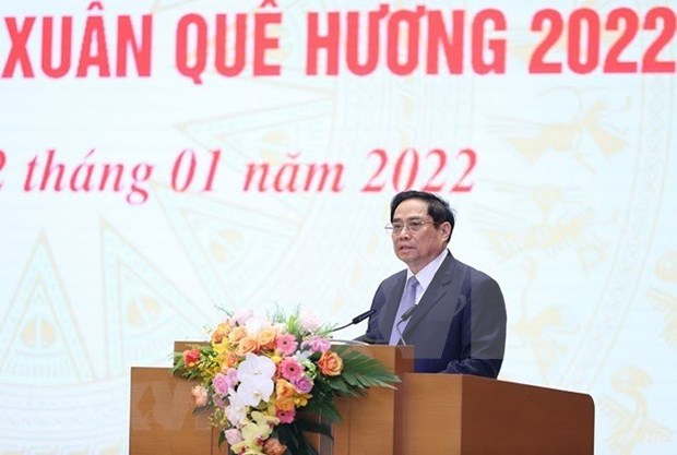 PM meets OVs joining "Xuan Que huong" programme hinh anh 1