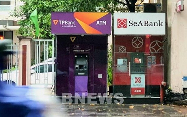 ATMs not busy, banking apps congested as Tet nears hinh anh 1