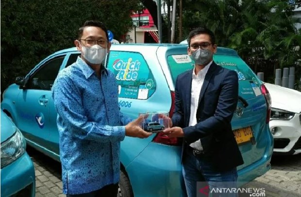 Traveloka joins ride-hailing services hinh anh 1