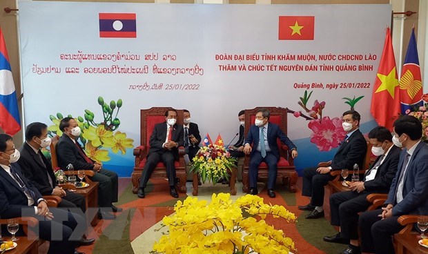 Khammoune's leader pays pre-Tet visit to Quang Binh province hinh anh 1