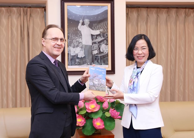 Russian Ambassador praises cooperation with Vietnam hinh anh 4