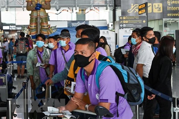 Thailand plans to extend migrant workers’ stay to address labour shortages hinh anh 1