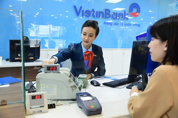 Service sector's personnel demand forecast to soar in early 2022 hinh anh 1