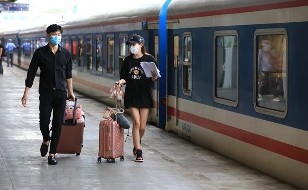 Vietnam Railway offers up to 50 percent discount to students after Tet hinh anh 1