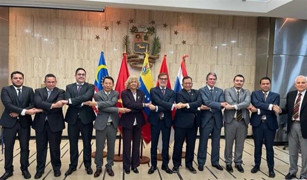 Venezuela beefs up cooperative ties with ASEAN hinh anh 1