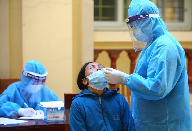 Vietnam sees over 27,300 new COVID-19 cases in 24 hours hinh anh 1