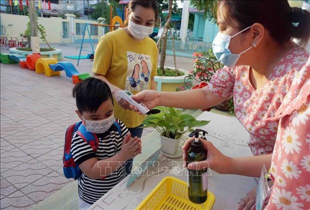 Kindergartens, primary schools in HCM City thoroughly prepare for resuming in-person classes hinh anh 2