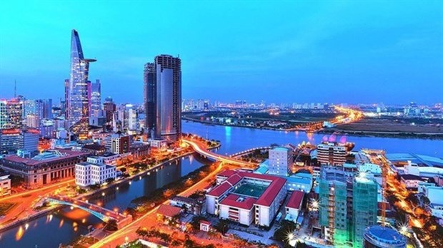 Vietnam receives slightly higher inflation forecast, negligible risk: HSBC hinh anh 1