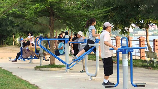 Hanoi aims to have 3,500 outdoor fitness zones by 2025 hinh anh 1