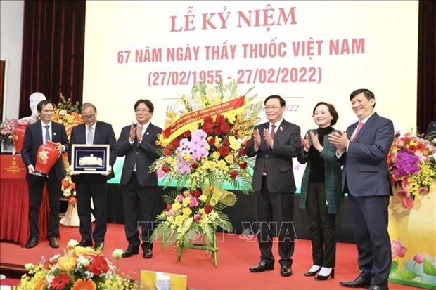 NA Chairman attends celebration of 67th Vietnamese Doctors’ Day in Hanoi hinh anh 1