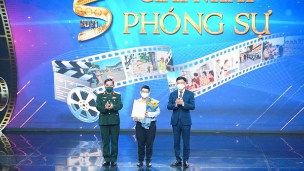 National Film Festival on Traffic Safety honours 22 outstanding works hinh anh 1