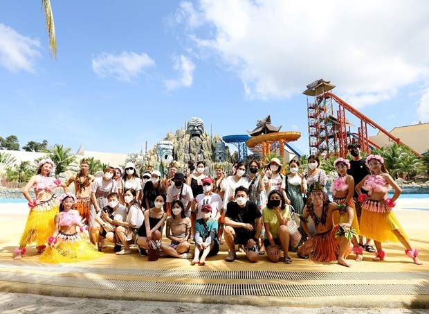 Kien Giang welcomes over 1 million tourists in two months hinh anh 1