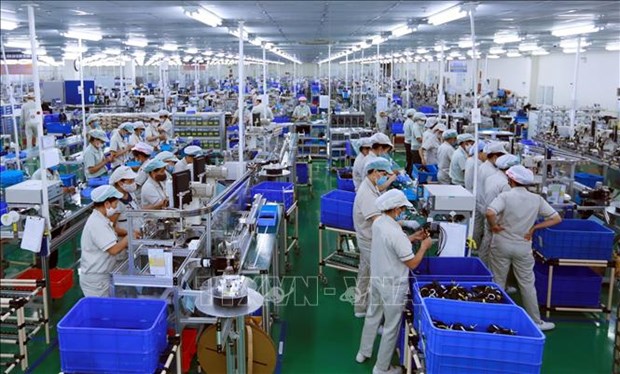 Vietnam attracts nearly 5 billion USD of FDI in two months hinh anh 1