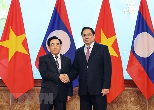 Vietnam, Laos comprehensive cooperation thrives: Lao newspaper hinh anh 1