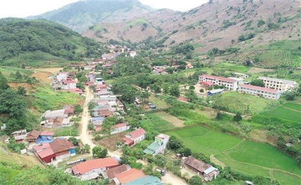 New criteria for basic, advanced new-style rural communes issued hinh anh 1