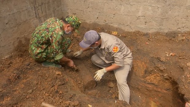 Quang Tri handles over 400 explosives hinh anh 1