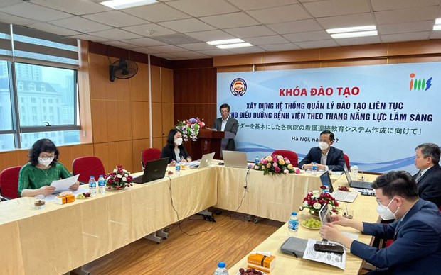 Japan helps Vietnam build continuous training management system for nurses hinh anh 1