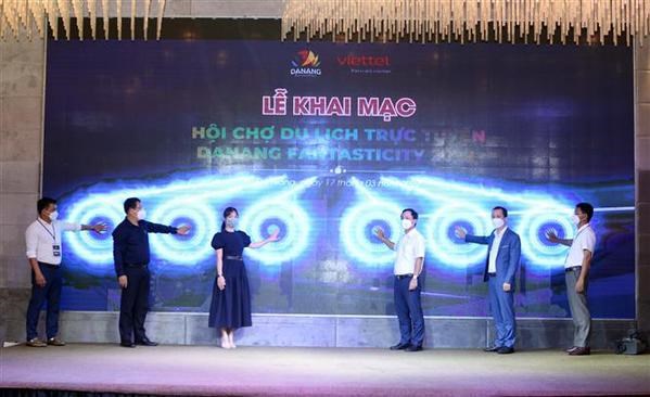 Online Travel Mart opens in Da Nang city hinh anh 2