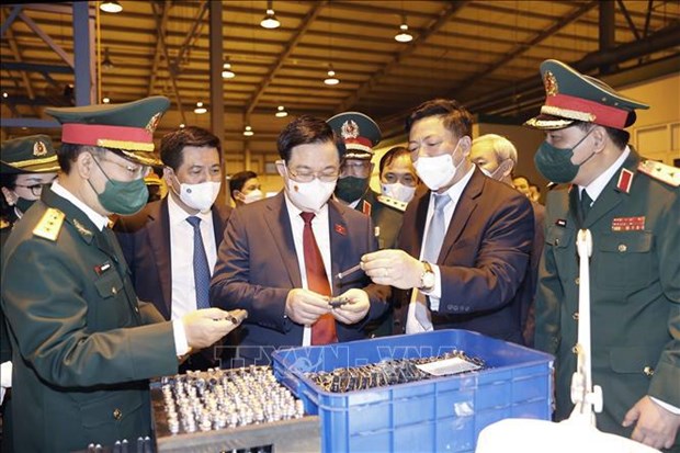 NA Chairman attends celebration of military factory's anniversary hinh anh 1