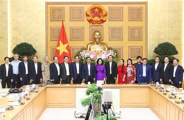 Prime Minister orders better care for the elderly hinh anh 1
