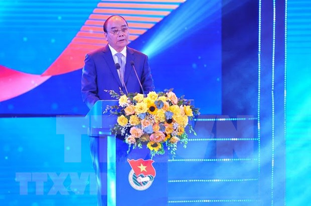 President attends ceremony to honour outstanding Vietnamese young faces hinh anh 2