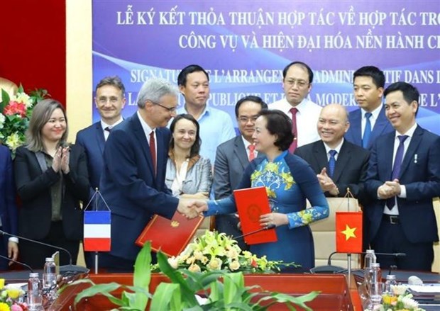 Vietnam, France step up collaboration in public services, administrative modernisation hinh anh 1