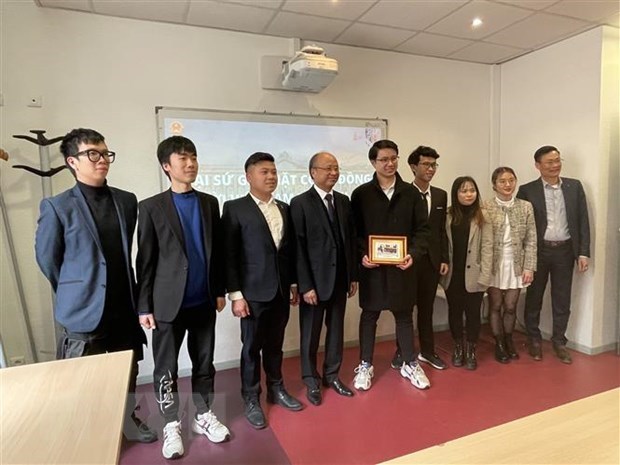 Vietnamese community in France urged to be more unity hinh anh 1