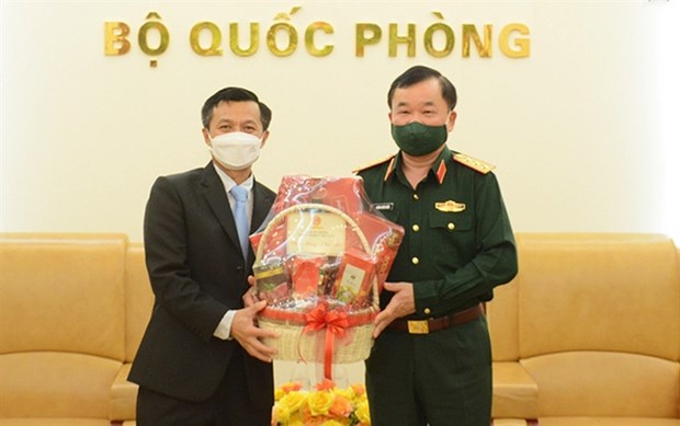 Vietnam, Laos tighten bilateral relations hinh anh 1