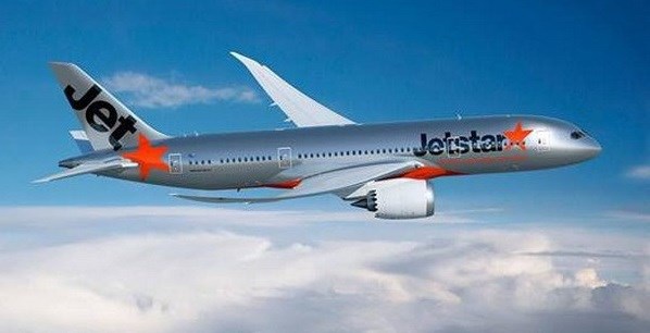 Jetstar Airways resumes flights to Vietnam hinh anh 1