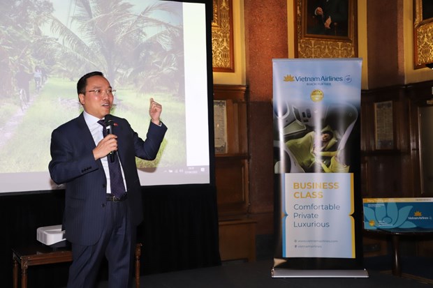 Tourism promotion event held to attract British visitors to Vietnam hinh anh 2
