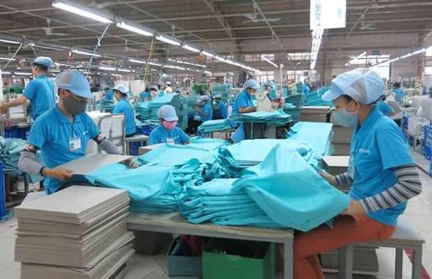 Ministry supports businesses in economic recovery and development programme hinh anh 1