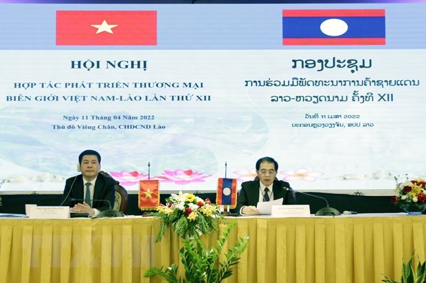 Vietnam, Laos work to foster border trade collaboration hinh anh 1