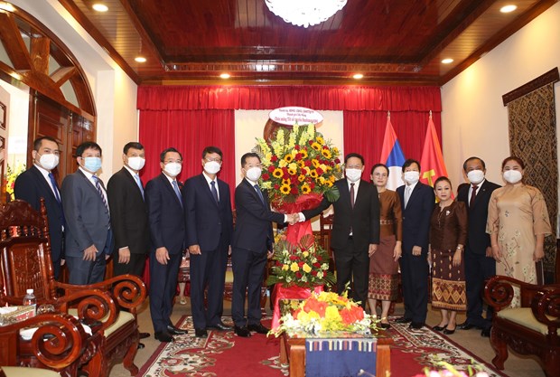 Da Nang leader extends greetings to Lao Consulate General on Laos' New Year hinh anh 1