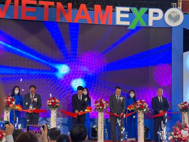 Vietnam Expo 2022 kicks off in Hanoi hinh anh 2