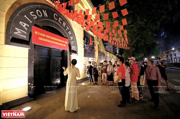 Hanoi takes opportunity of SEA Games to boost tourism hinh anh 2