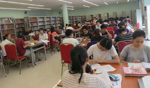Students asked to respect intellectual property rights in scientific research hinh anh 1