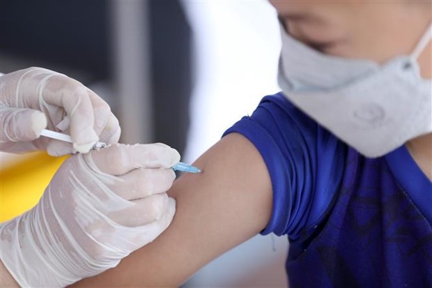 Joint efforts made to speed up COVID-19 vaccination among children: Spokesperson hinh anh 1