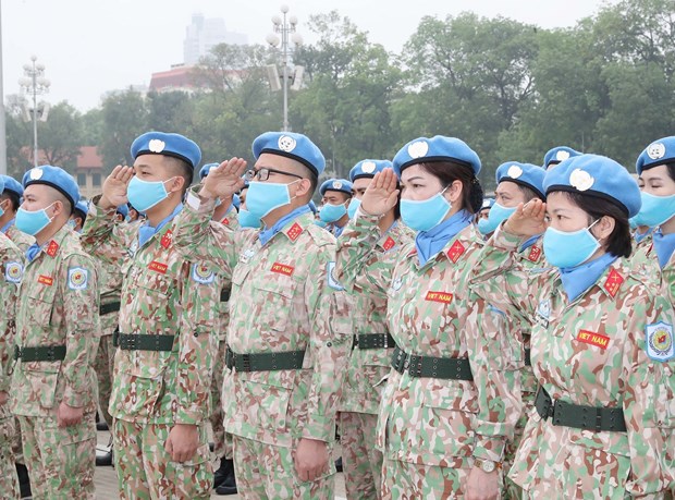 Emulation movement launched among peacekeeping officers hinh anh 1
